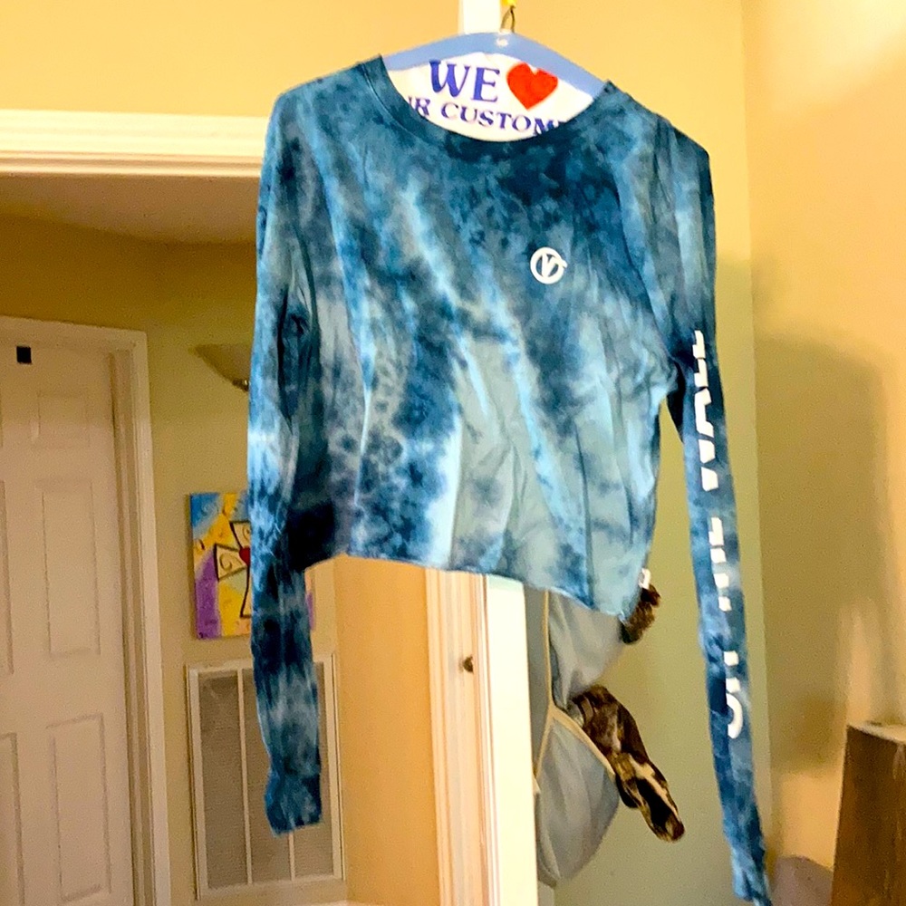 Vans crop top never worn